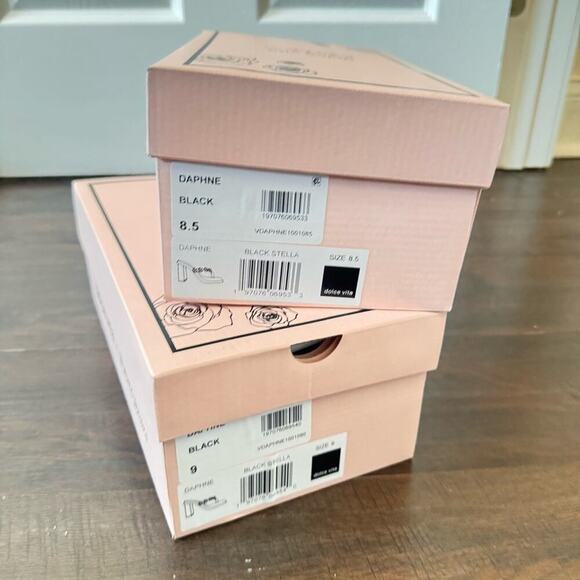 For Love & Lemons x Dolce Vita | Daphne Daisy Flip Flop Heel | Size 9 - Picture 4 of 6